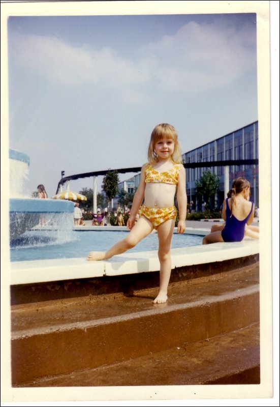[(9) At Butlins aged nearly five.JPG]